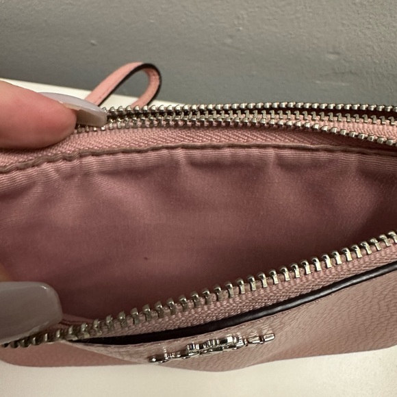 Coach double zipper Wristlet - Picture 5 of 11